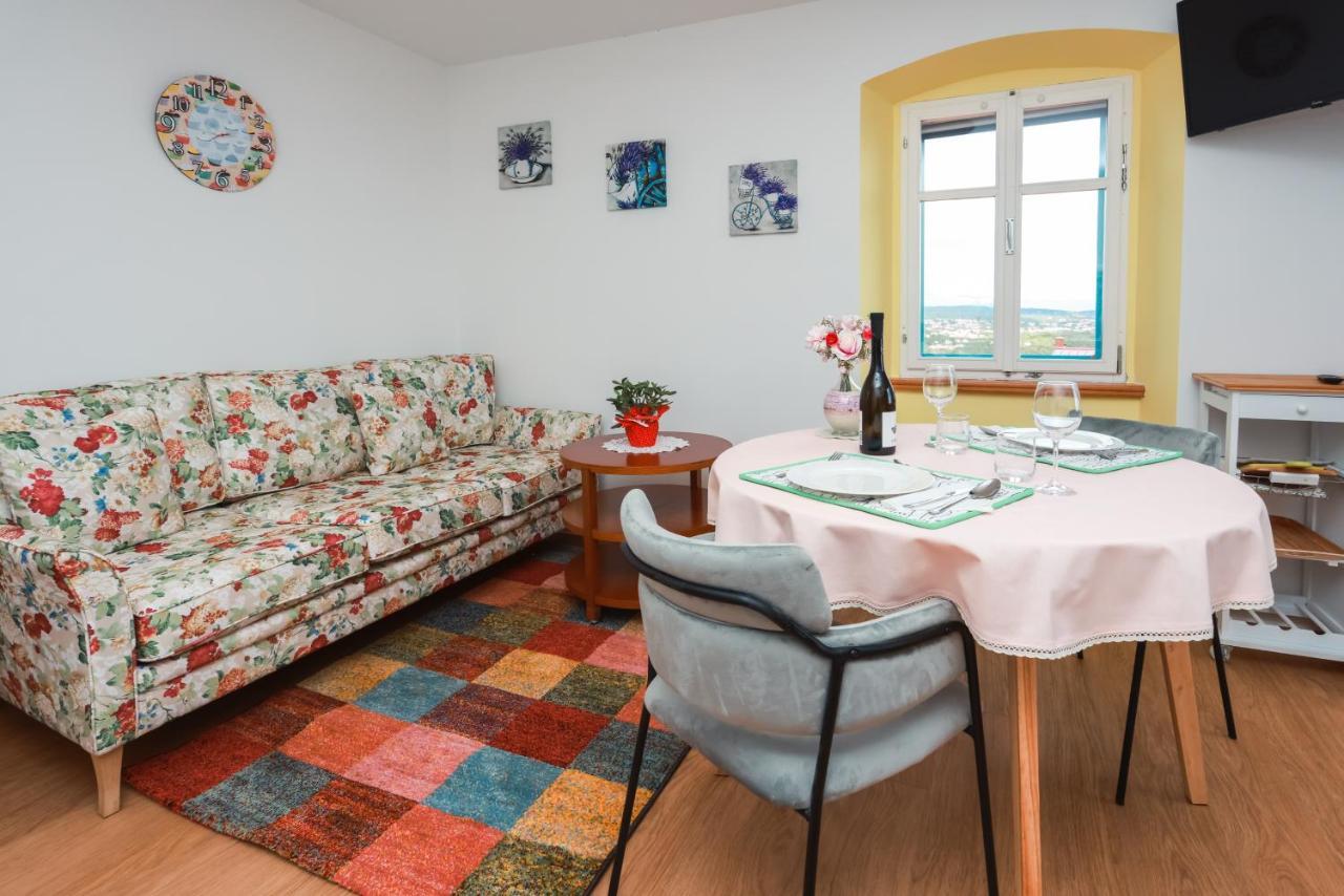 Apartmani Nad Voltun Kastav Exterior photo